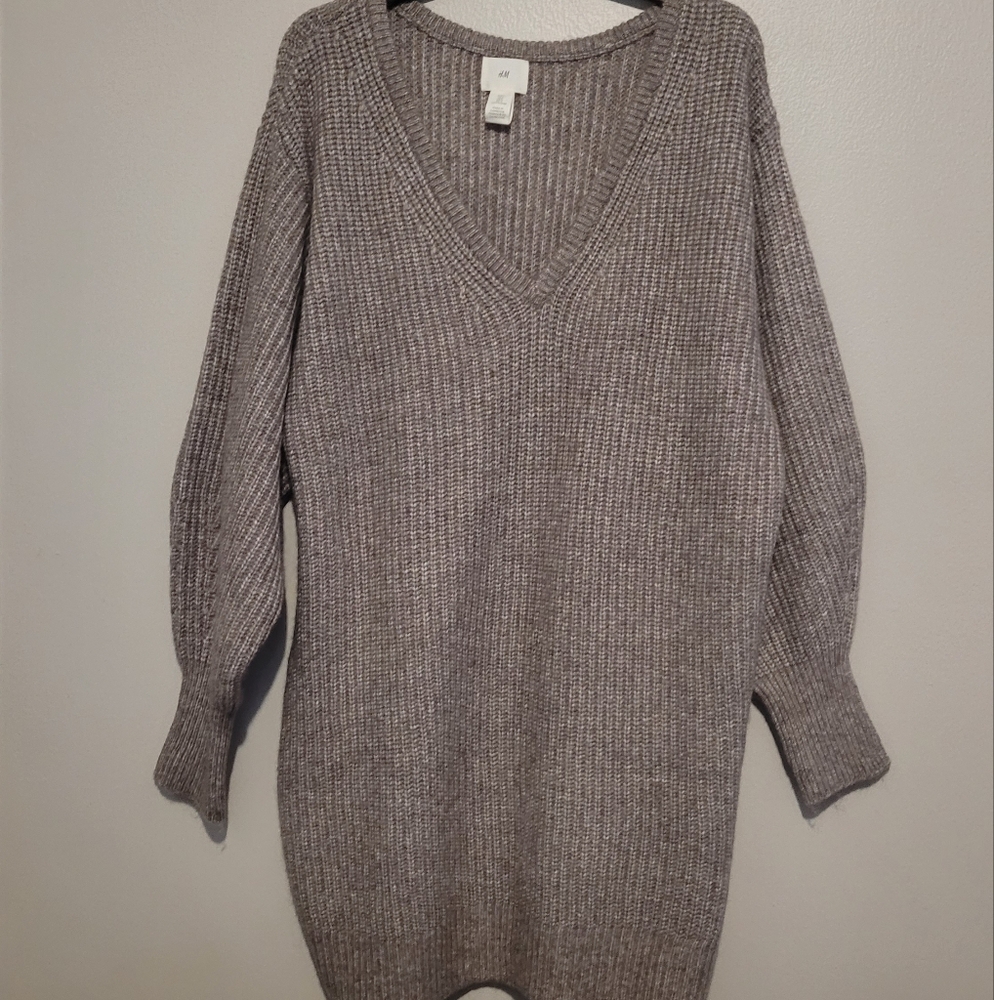 H&M Wool Blend Rib Knit V Neck Sweater Dress